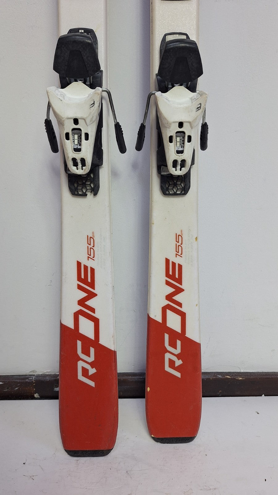 Sci Fischer XTR RC One X 155 cm + attacchi Fischer RS ​​9 Divertimento invernale