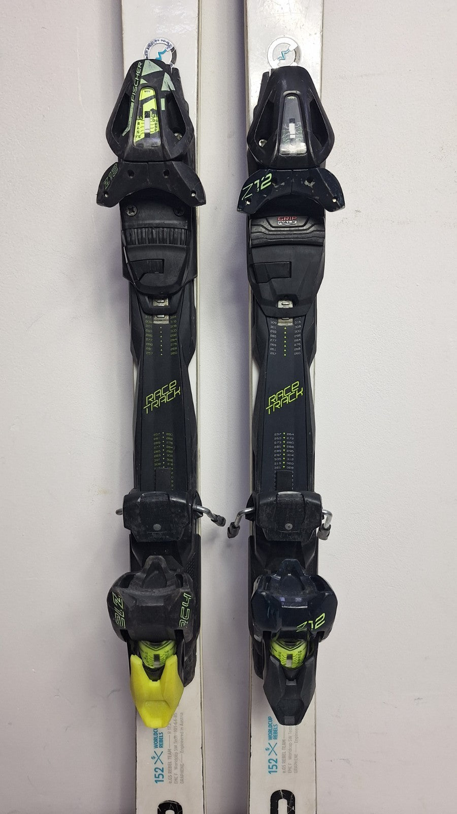 Head World Cup Rebels e.GS Team 152cm Ski + Fischer 12 Bindings Winter Sport
