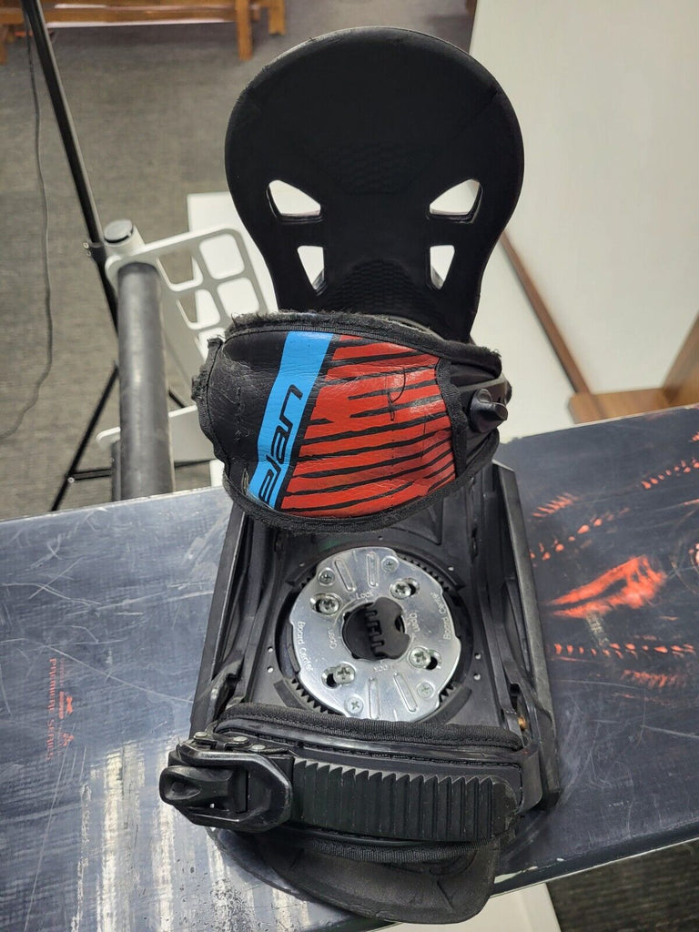 Matrix Syco 154 cm Snowboard + Elan Size M Bindings Adventure