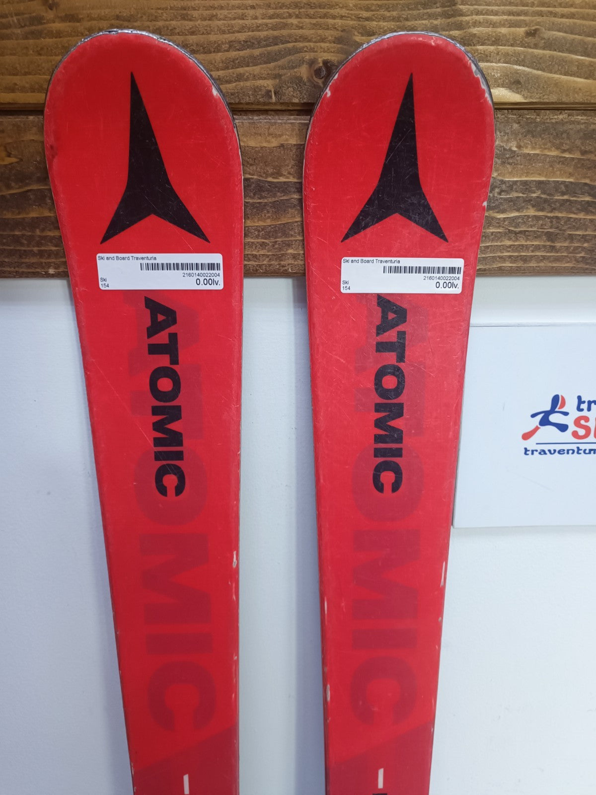 Atomic Redster G9 154 cm Ski + Atomic 10 Bindings  Winter Sport Fun