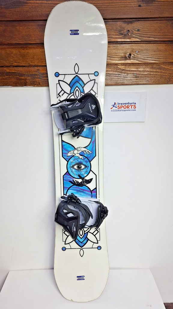 Salomon Gypsy 138 cm Snowboard + New Farefly M Bindings Sport Winter Fun