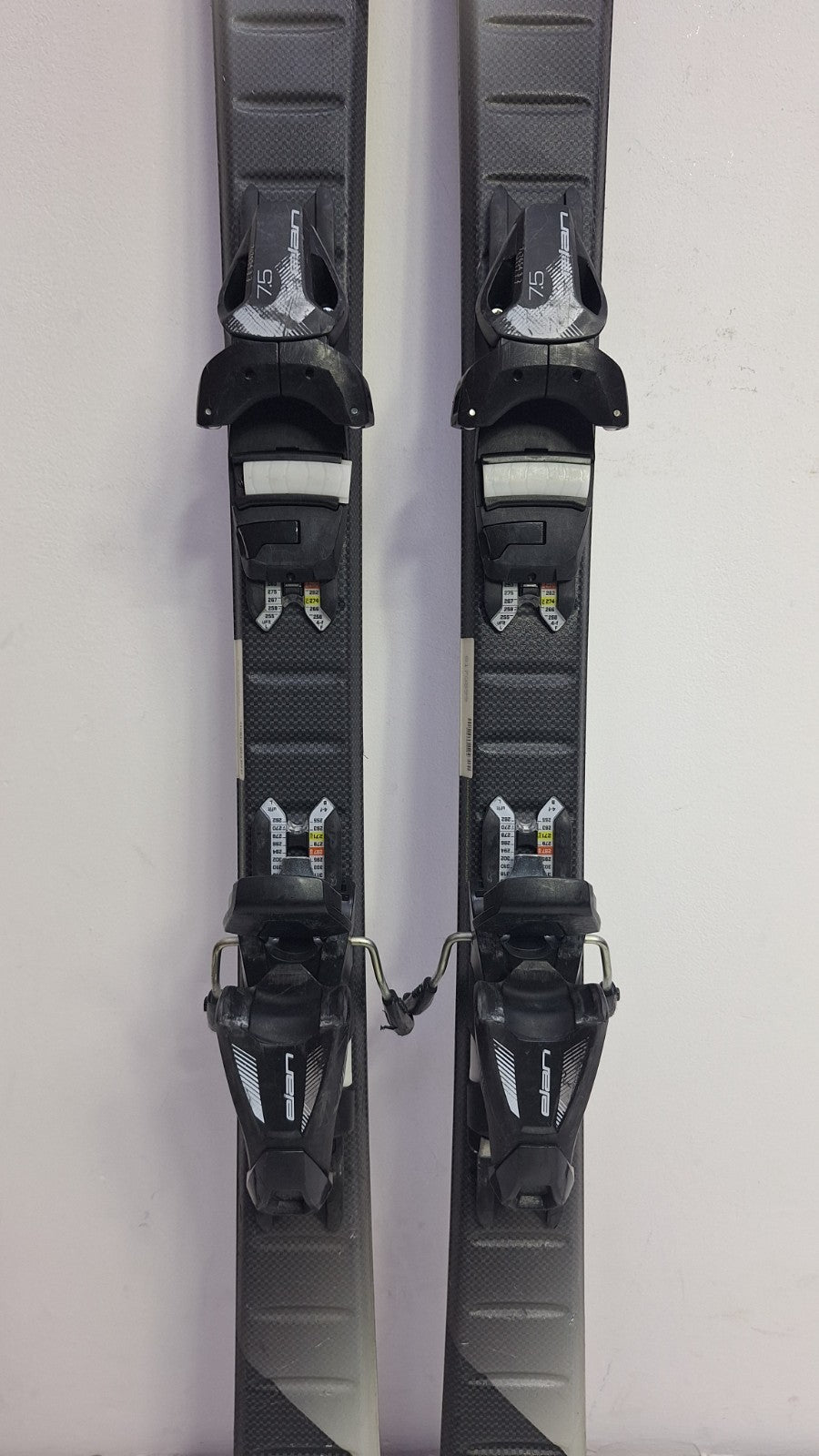 Elan Explore Pro 140 Ski + Elan EL 7.5 Bindungen Sport Schnee Winter Spaß Abenteuer