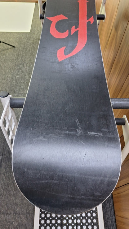 Snowboard F2 Must 144 cm + fixations F2 M  Ludique Neige Hiver Sport