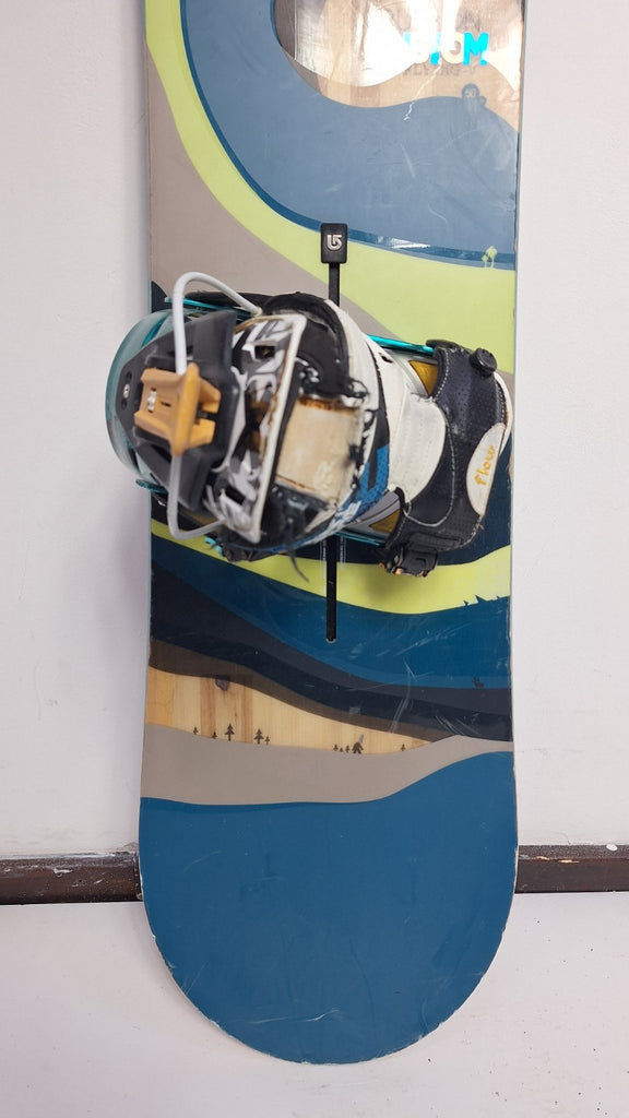 Burton Custom Flying V 158 cm Snowboard + Flow L Bindings Winter Snow – Traventuria Sports