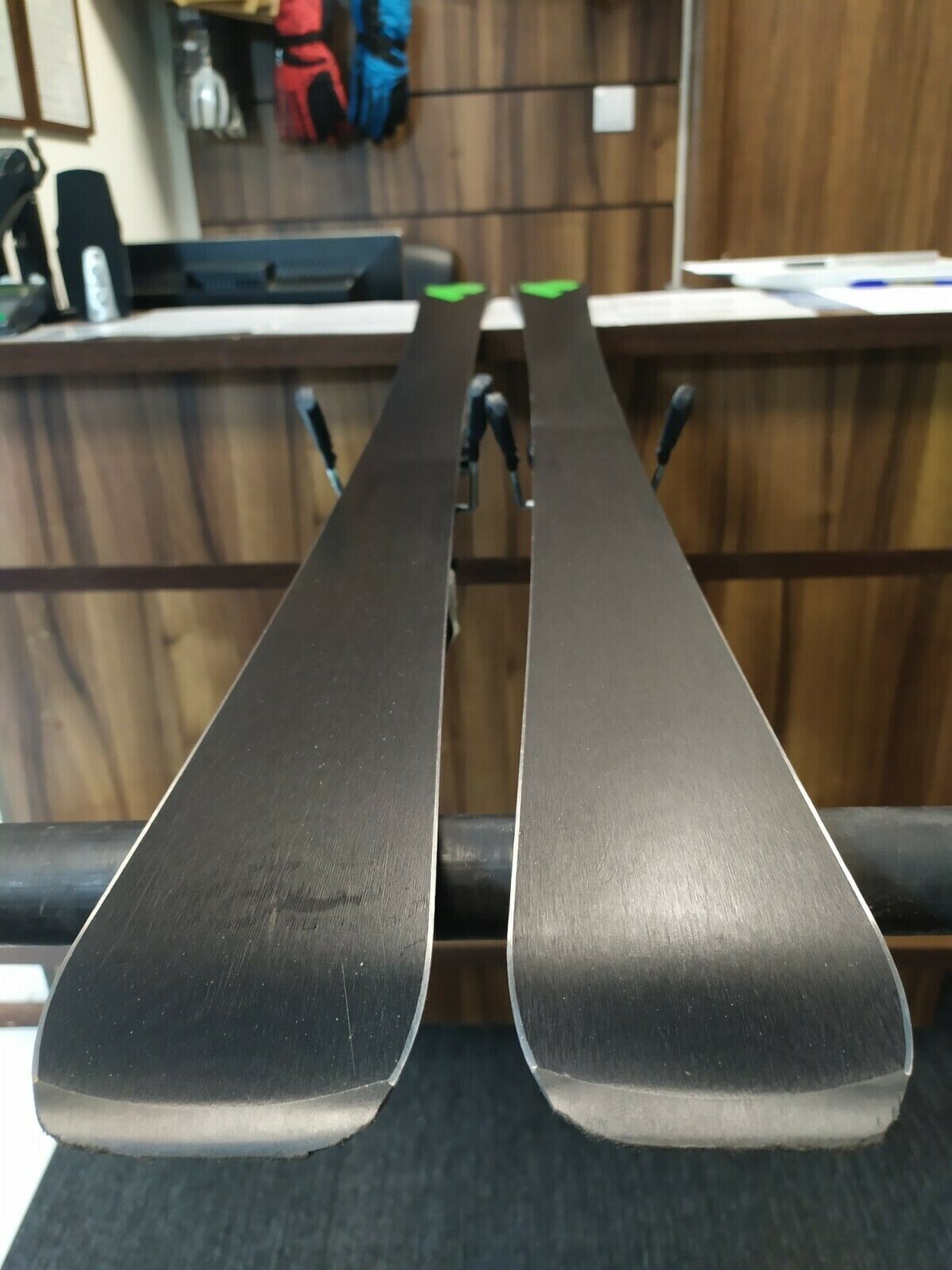 Nordica Dobermann GS WC JR 135 cm Ski + Marker 10 Bindungen Fun Winter Sport