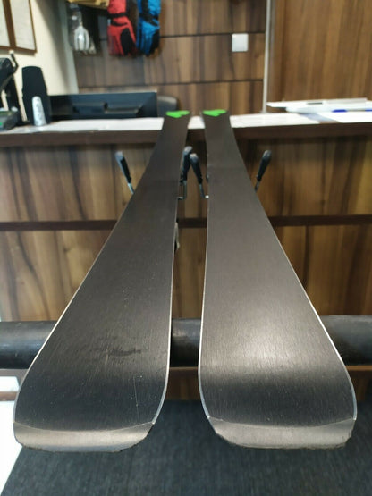 Nordica Dobermann GS WC JR 135 cm Ski + Marker 10 Bindungen Fun Winter Sport