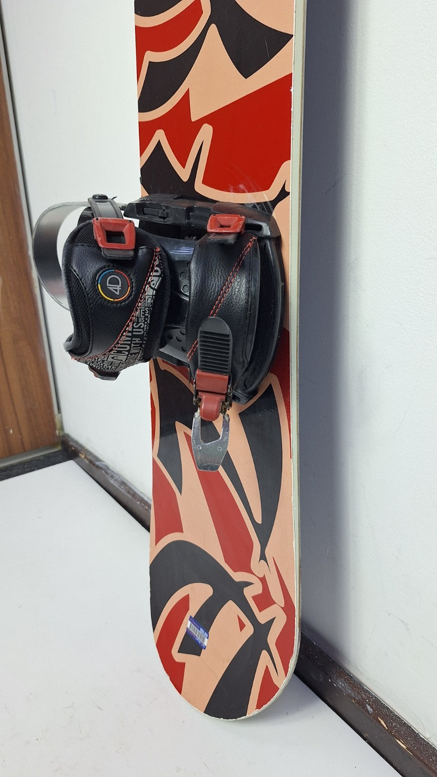 Snowboard Heli Kamikaze 147 cm + Attacchi HEAD Rental M Avventura sulla Neve Invernale