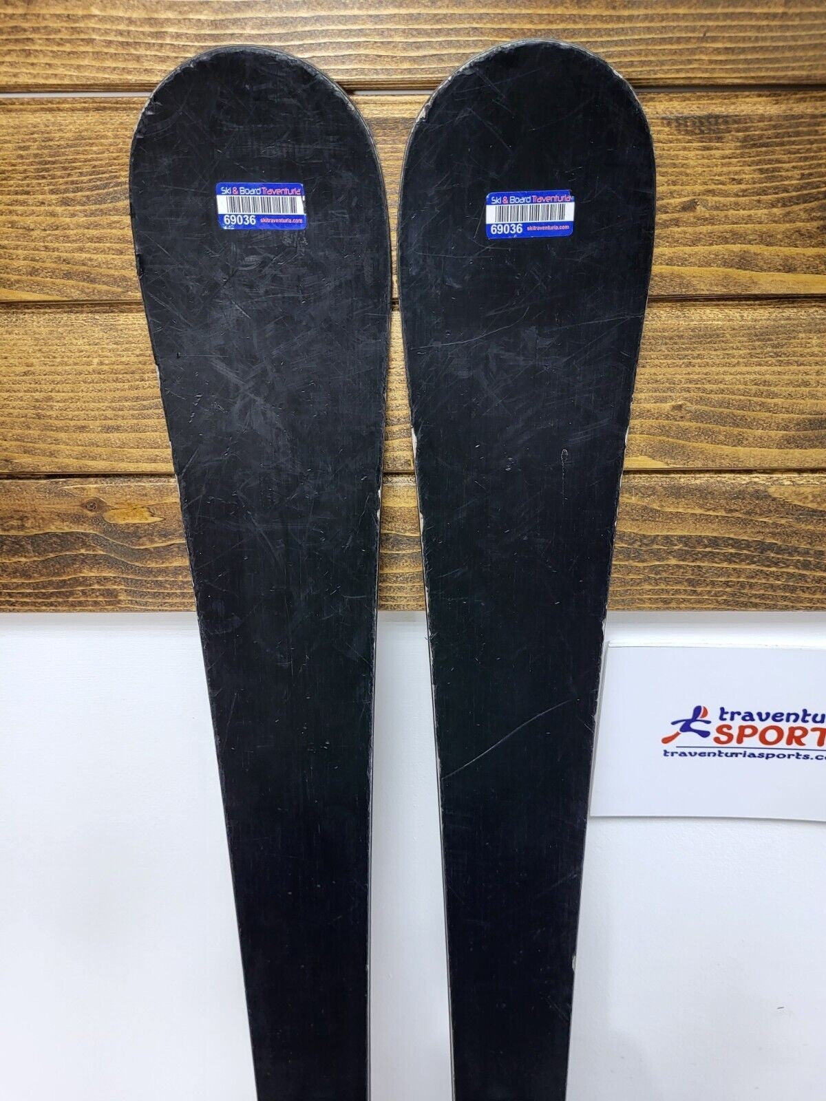 Black Speed Carving 163 cm Ski + Tyrolia SP 12 Bindings Adventure Winter Sport