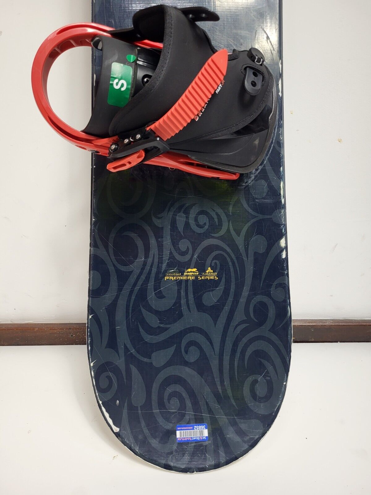 Matrix Escape 141 cm Snowboard + NEW Dreamscape Faky JR Size S Bindings Winter