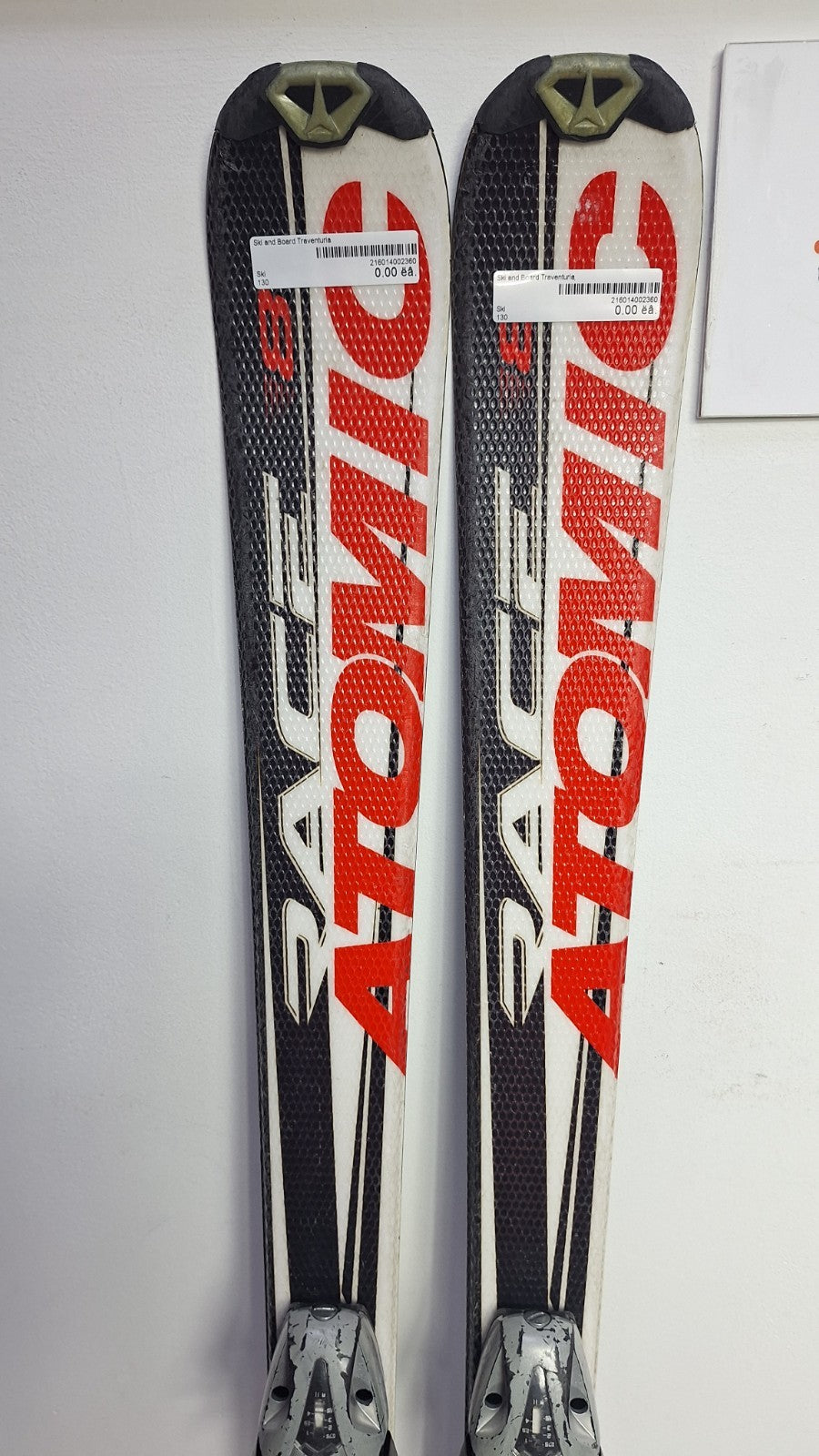 Atomic Pro Race 130 cm Ski + Tyrolia 4.5 Bindungen Wintersport Schnee