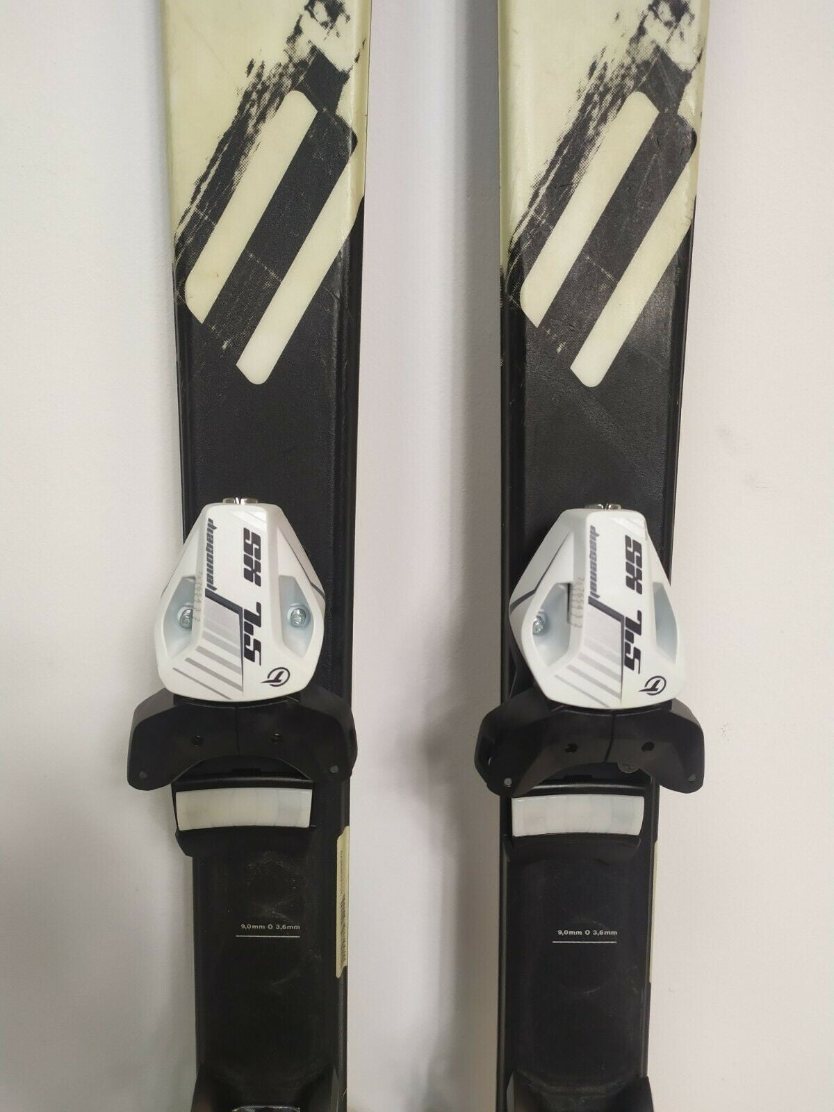 Elan Exar Pro 140 cm Ski + NEW Tyrolia 7.5 Bindings Sport Snow Winter Fun