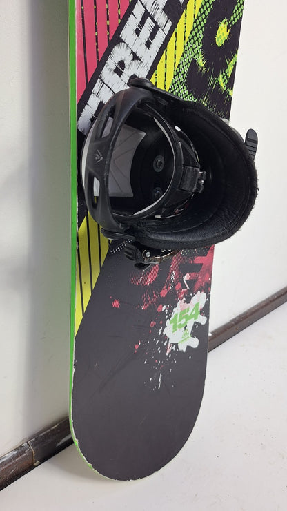 Firefly Spoon 154 cm Snowboard + Firefly M Bindings  Fun Snow