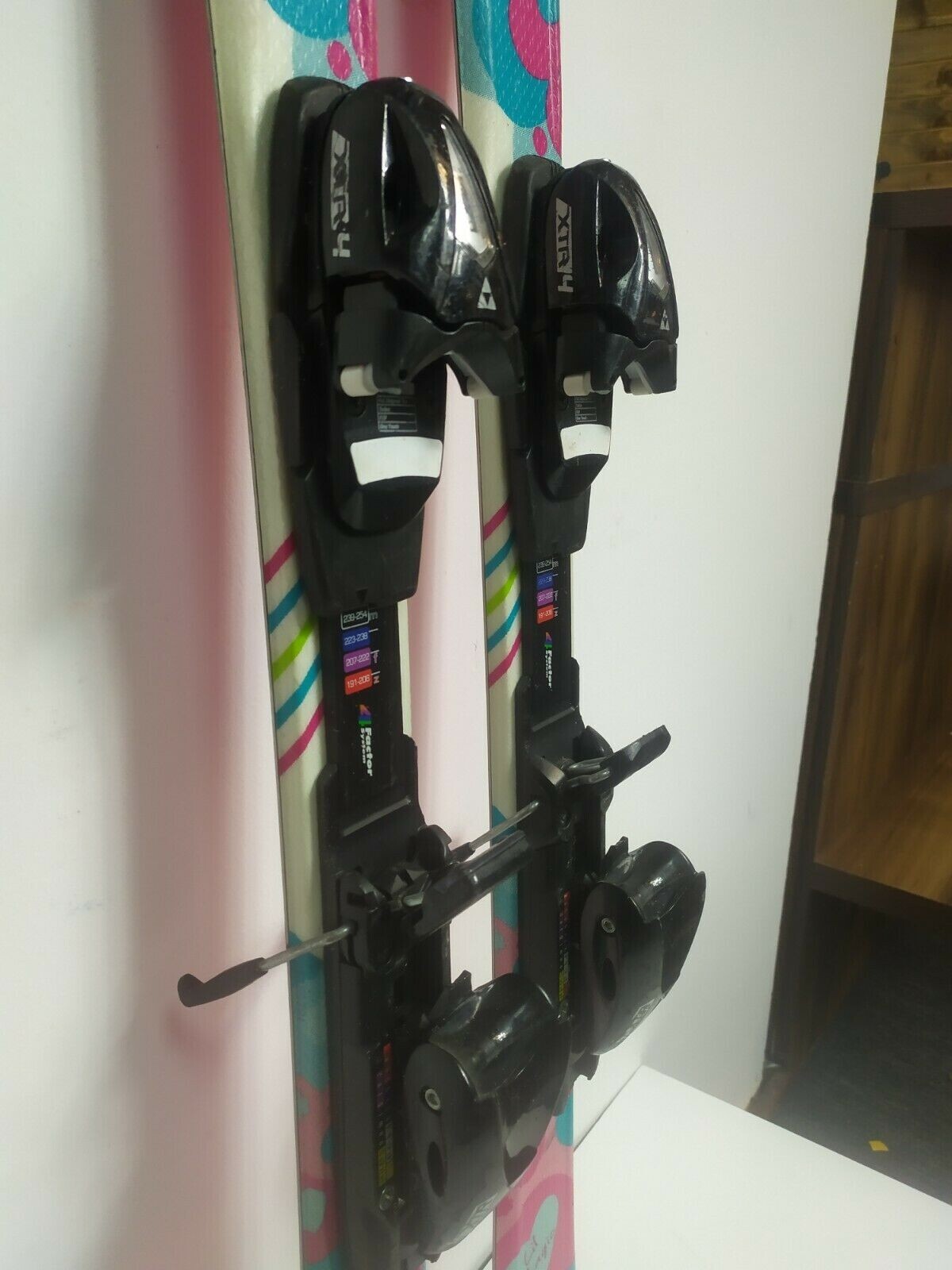 Elan Lil Magic 110 cm Ski + Fischer 4.5 Bindungen Wintersport Schnee
