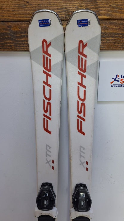 Fischer XTR RC One X 145 cm Ski + Fischer RS9 Bindungen Wintersport-Schneespaß
