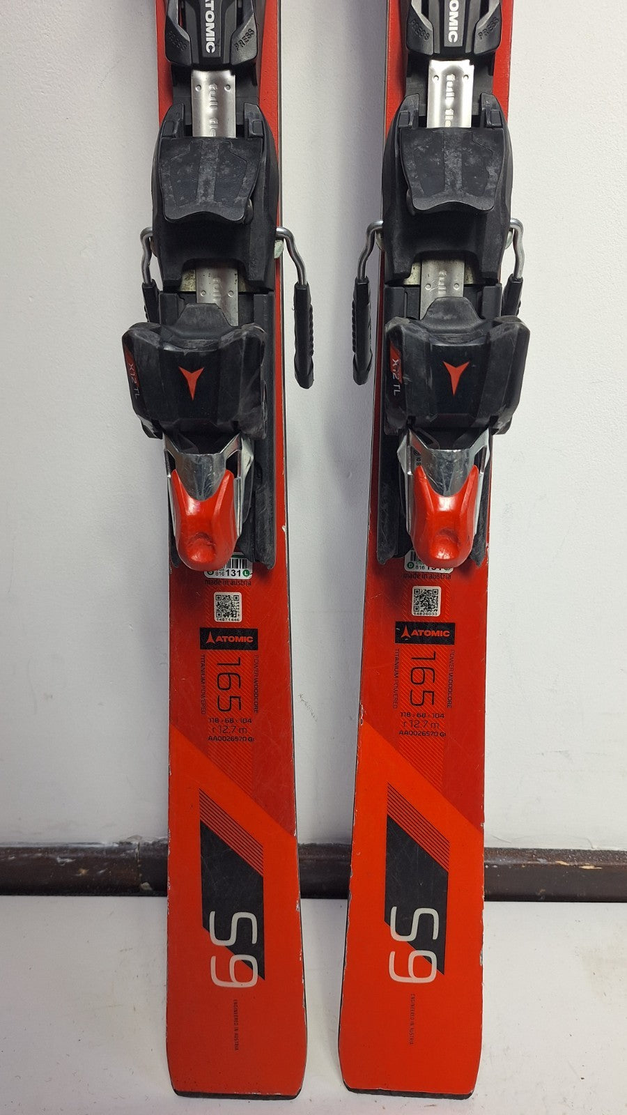 Atomic Redster S9 165 cm Skis + Atomic 12 Bindings Winter Fun Snow