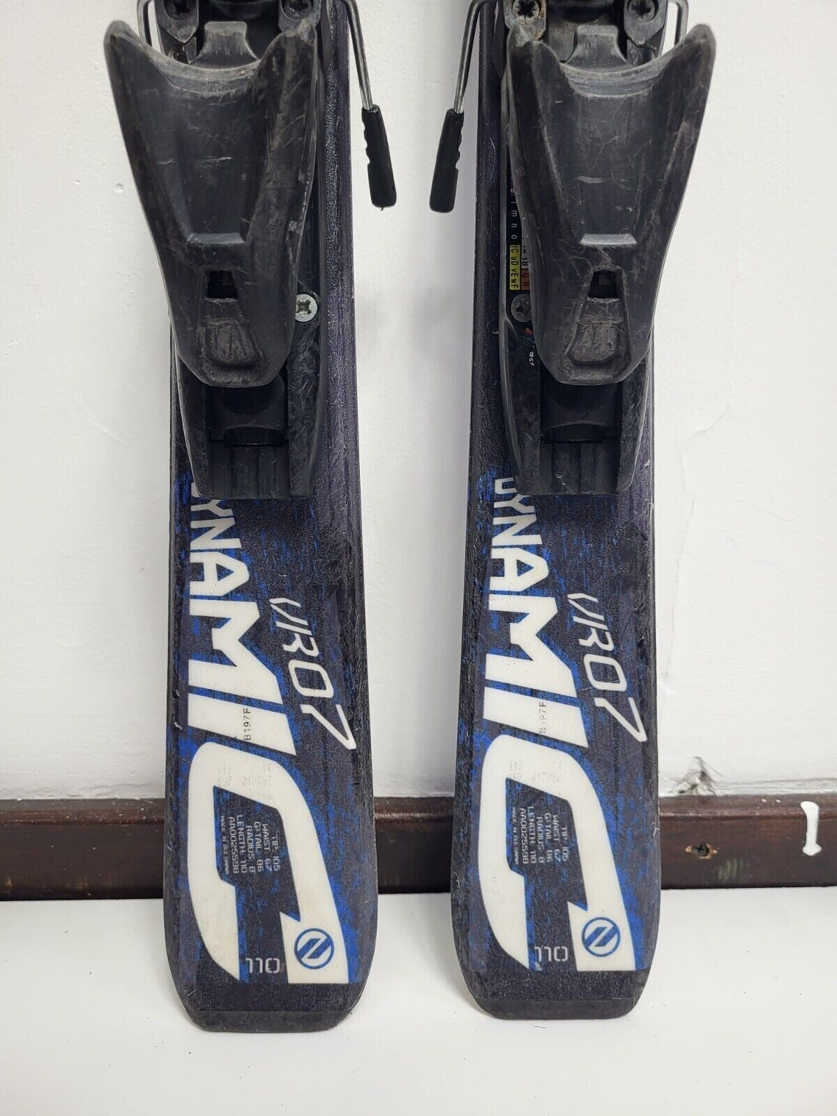 Sci Dynamic VR0 7 110 cm + attacchi Elan ESP 4.5 Adventure Slope Winter