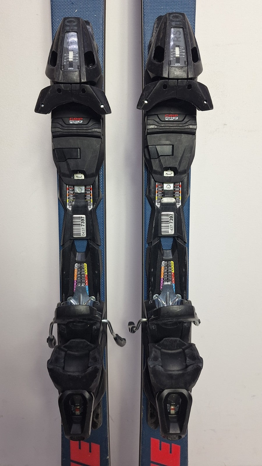 Fischer XTR The Curv  155 cm Ski + Fischer RS 10 Bindings Winter Sport  Snow