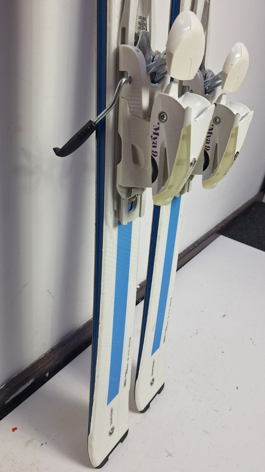 HEAD Light Joy 163cm Ski + HEAD 9 Bindings Winter Adventure Outdoor