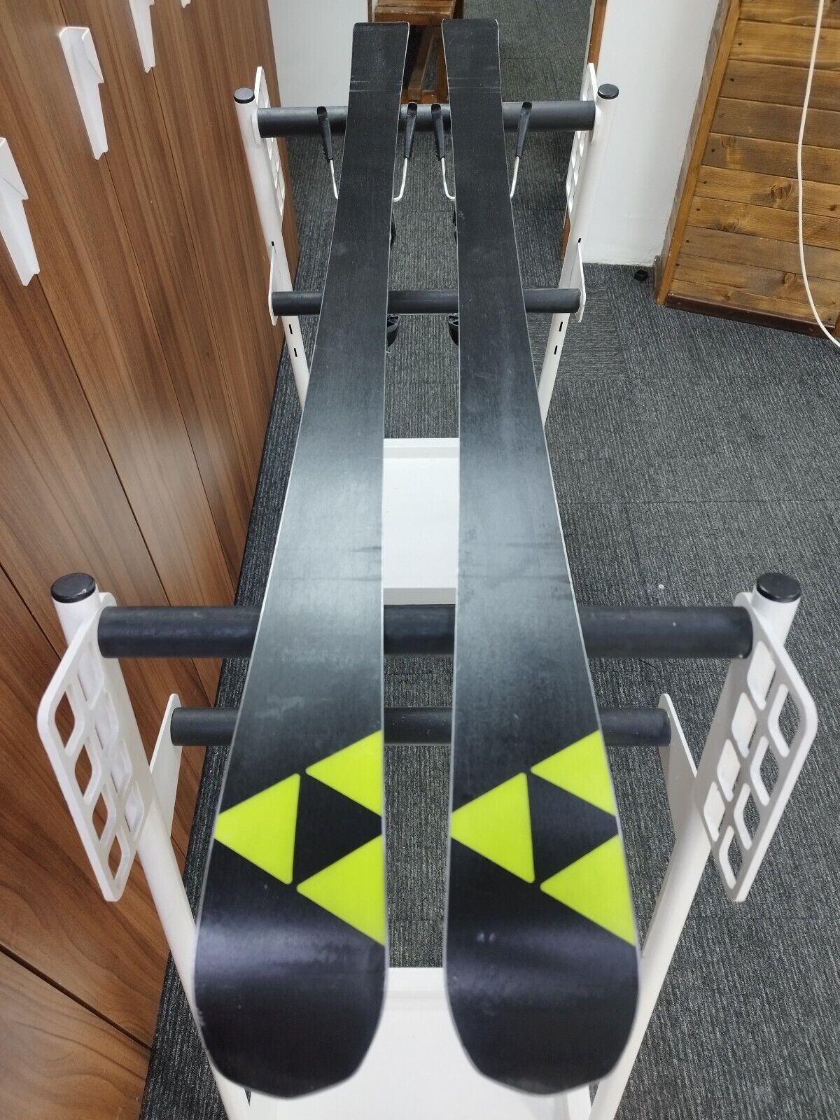 Sci Fischer RC4 WC 140 cm + attacchi Fischer 7.5 Sport invernali