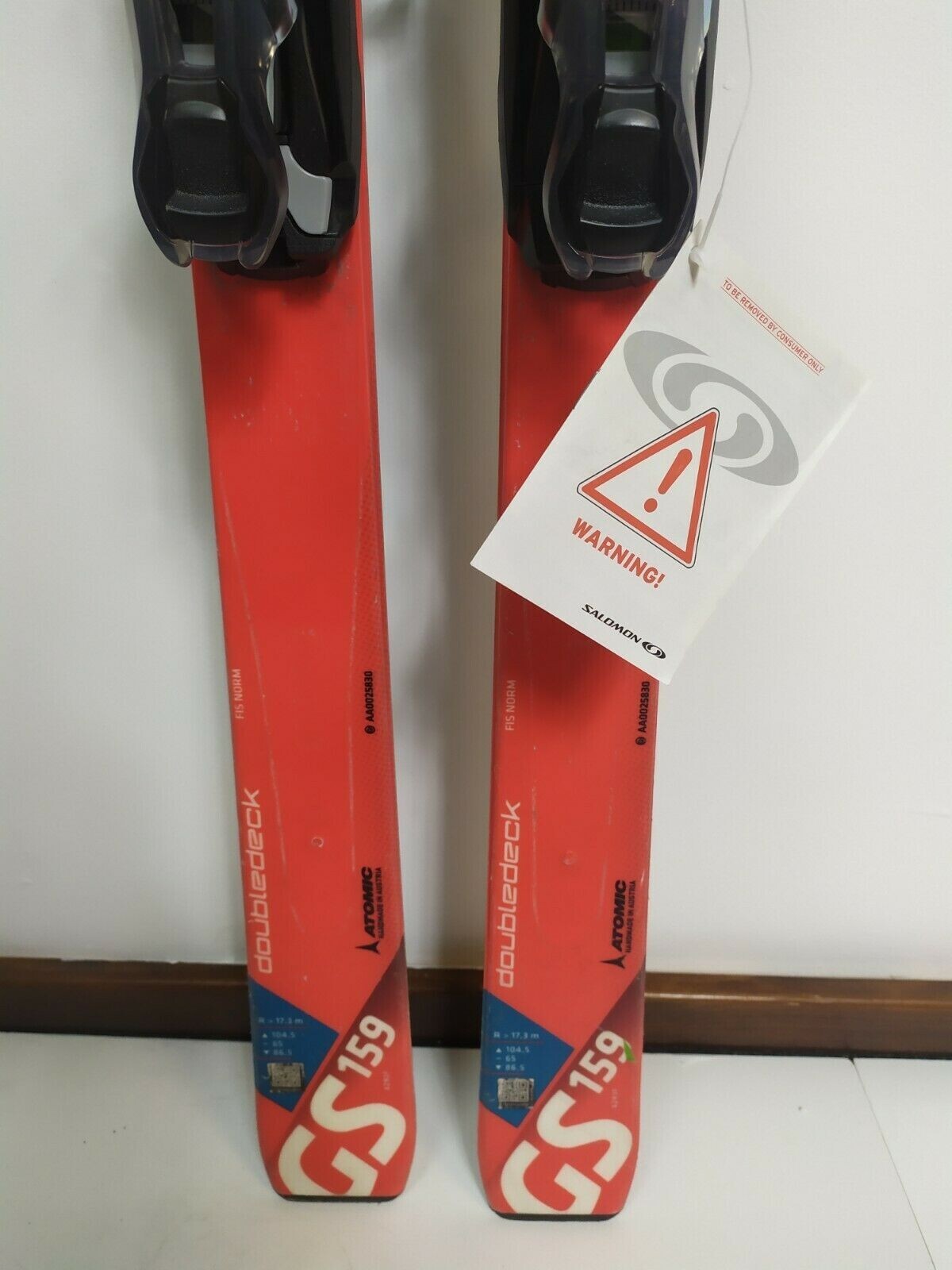 Atomic Redster GS 159 cm Ski + BRAND NEW Salomon 10 Bindings Winter Fun Snow