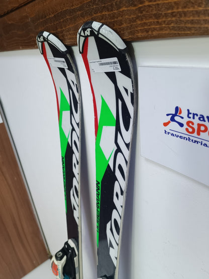 Nordica Dobermann WC SL J 136 cm Ski + fixations Marker 10 Sport et plaisir hivernal