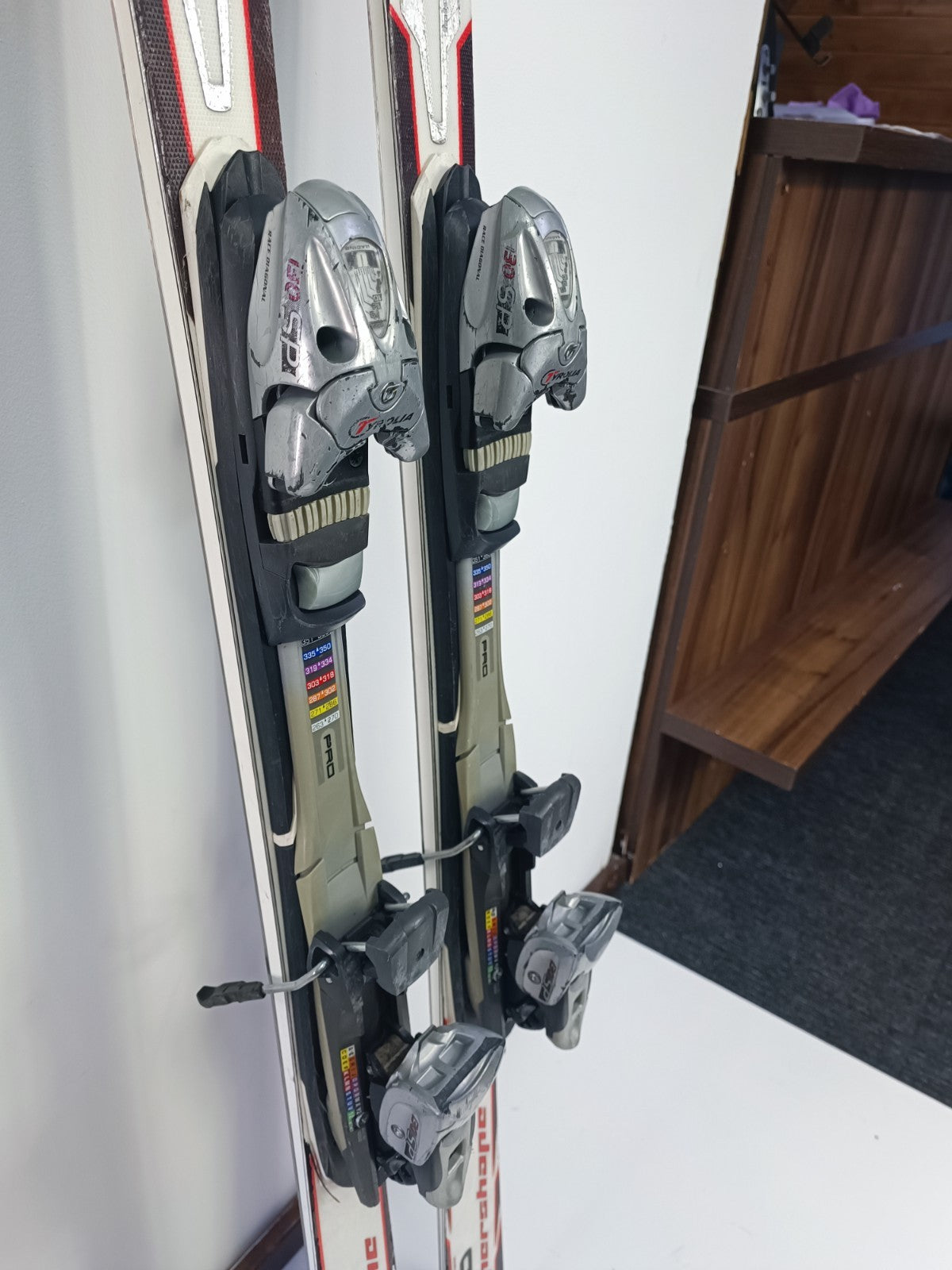 HEAD SuperShape Speed  177cm Ski + Tyrolia SP 13 Bindings Winter Sport