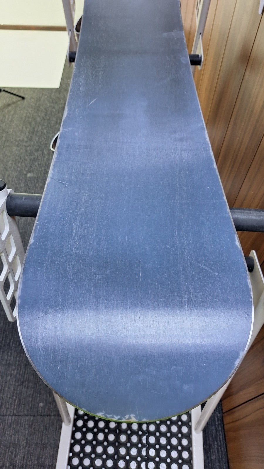 Heli Kamikaze 157 cm Snowboard + HEAD Rental L  Bindings Winter Snow Adventure
