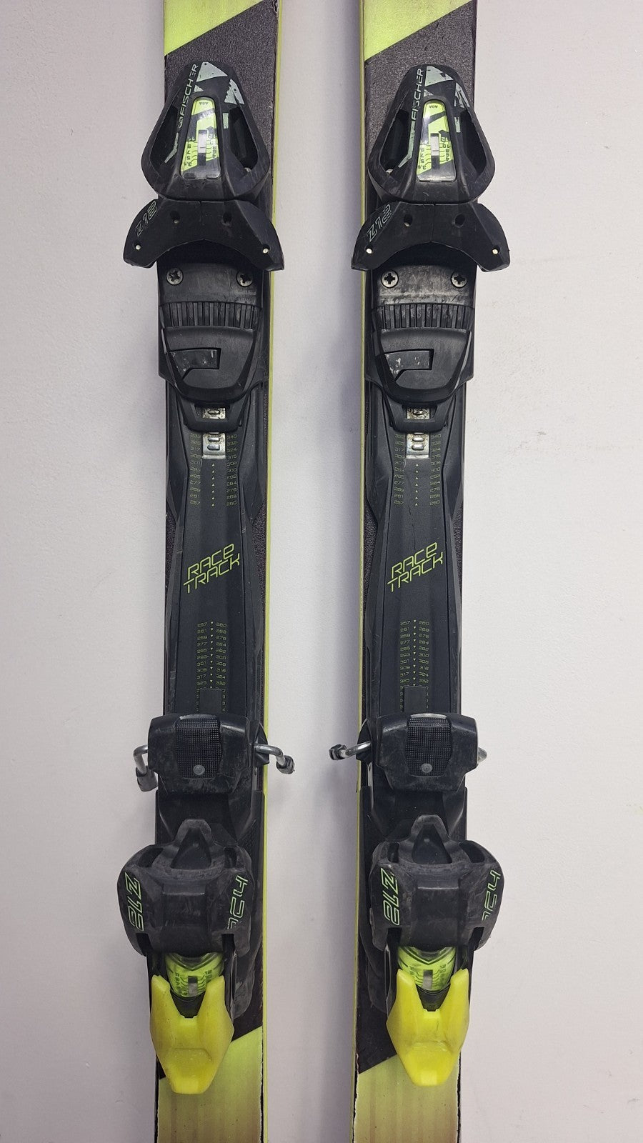 Fischer RC4 World Cup 170cm Ski + Fischer Z12 Bindings Fun Snow Winter Sport