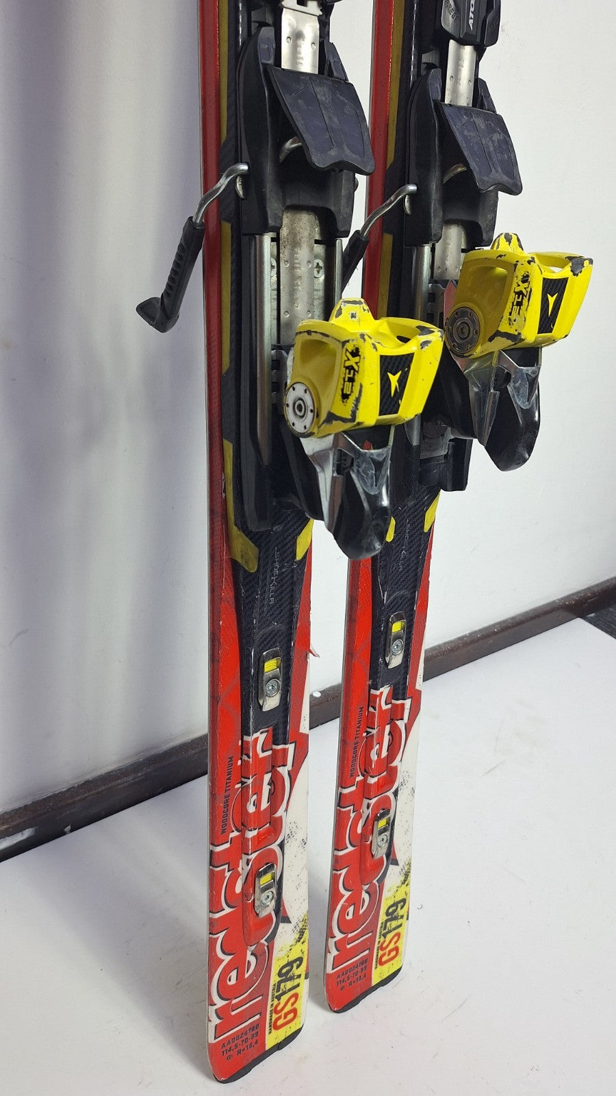 Atomic Redster GS 179 cm Ski + Atomic X12 Bindung Wintersport Spaß Schnee