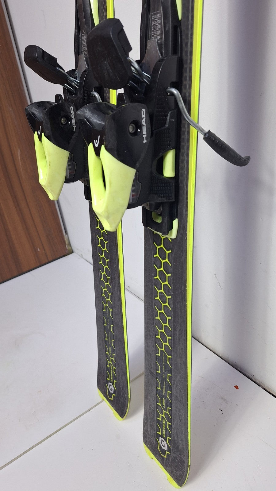 Head Super Joy 153 cm Ski + HEAD 11 Bindings Winter Adventure Winter