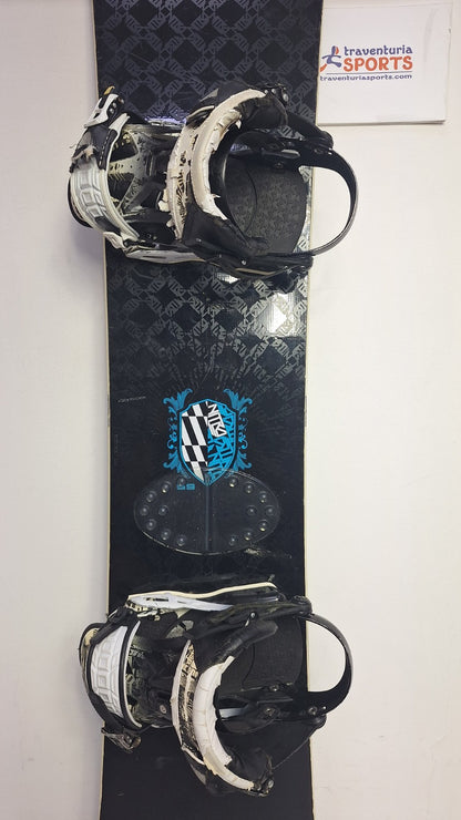 Snowboard Nitro Shield Venti 159 cm + Attacchi Union L per divertirsi sulla neve in inverno