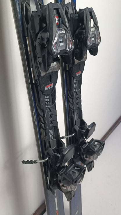 Sci Blizzard Quattro RS 166 cm + attacchi Marker 12 per il divertimento degli sport invernali