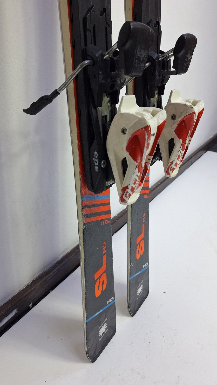 Sci Blizzard SL FIS Ti 143 cm + attacchi Marker 10 Sport invernali Neve