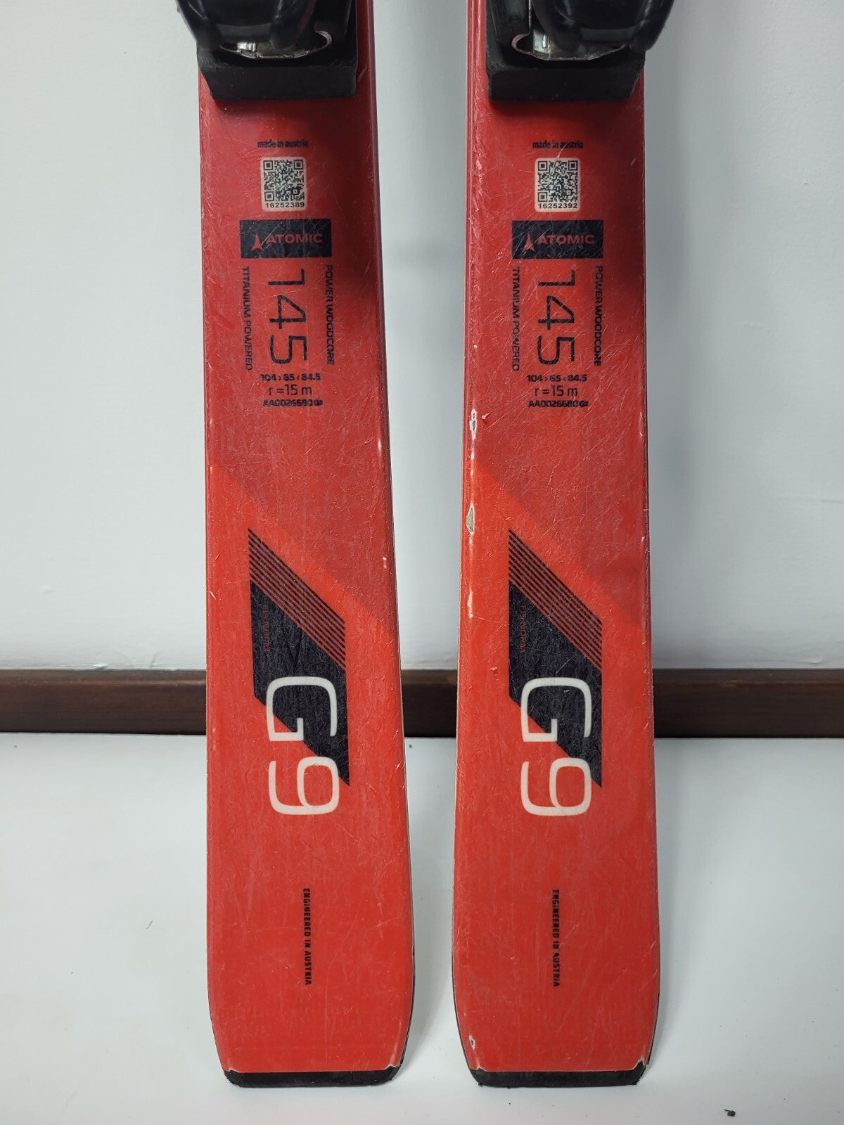 Sci Atomic Redster G9 145 cm + attacchi Atomic 7.5 Sport invernali all'aperto