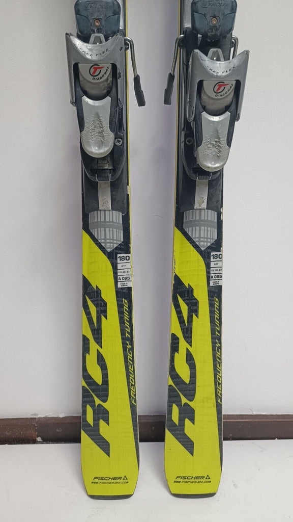Fischer RC4 180 cm Ski + Tyrolia 12 Bindings Winter Sports