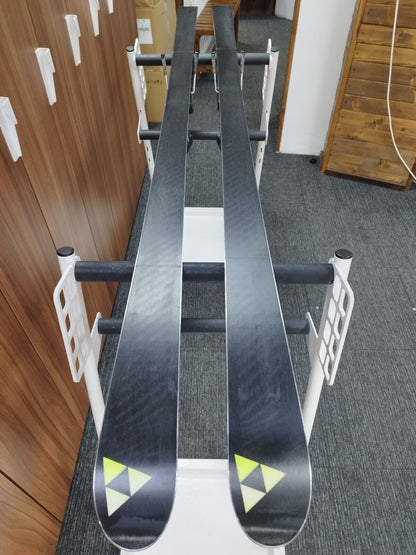 Fischer WC RC4 188 cm Ski + Fischer 13 Bindungen Wintersport
