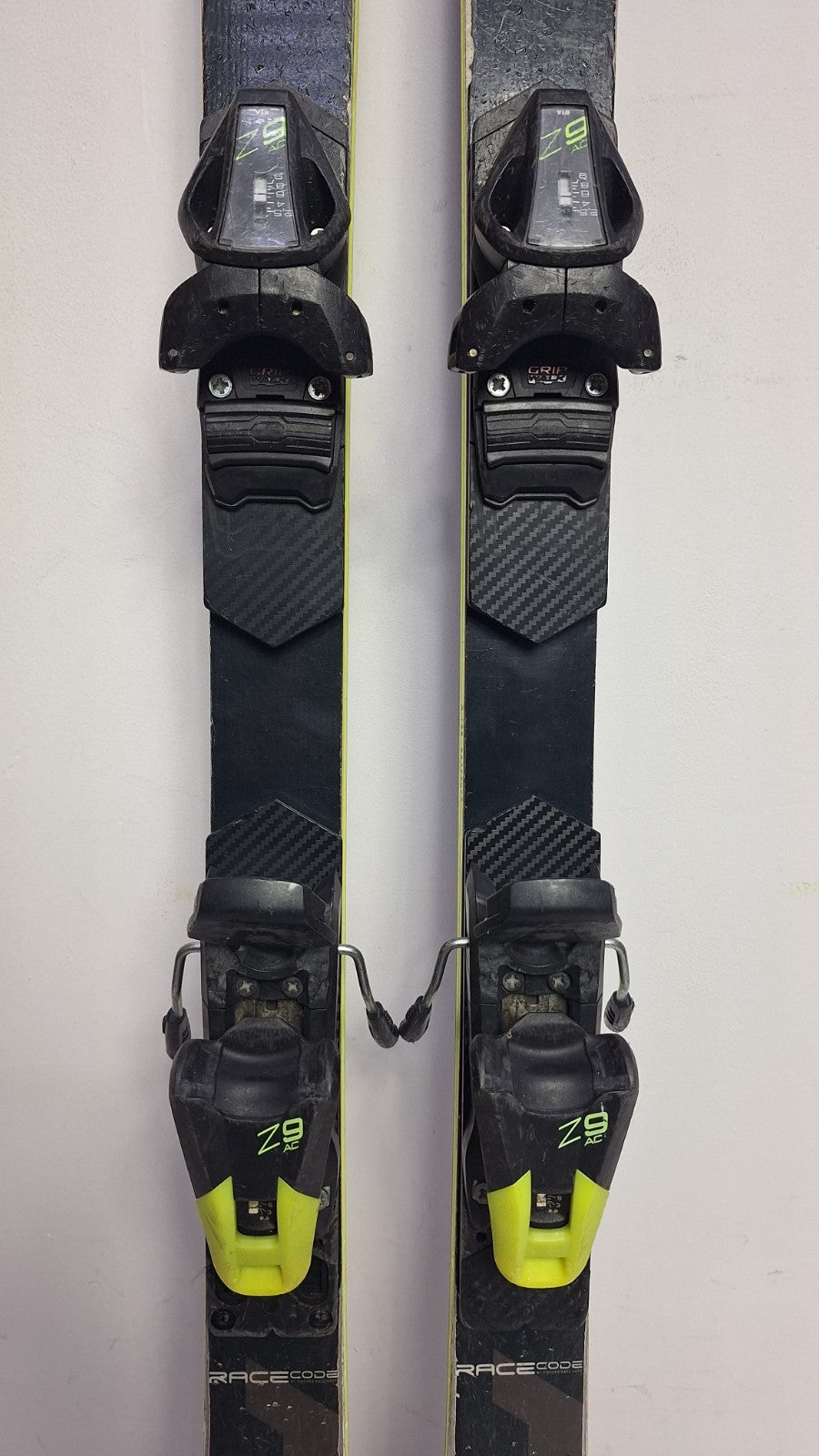 Fischer RC4 GS 155cm Skis + Fischer 9 Bindings Winter Fun Snow
