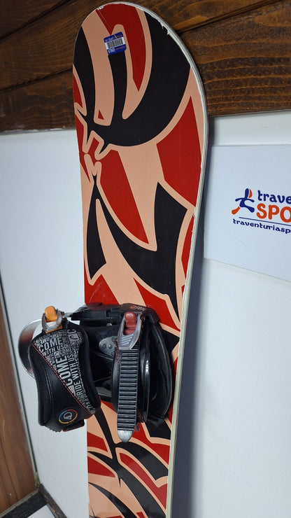 Snowboard Heli Kamikaze 147 cm + fixations HEAD Rental M Hiver Neige Aventure