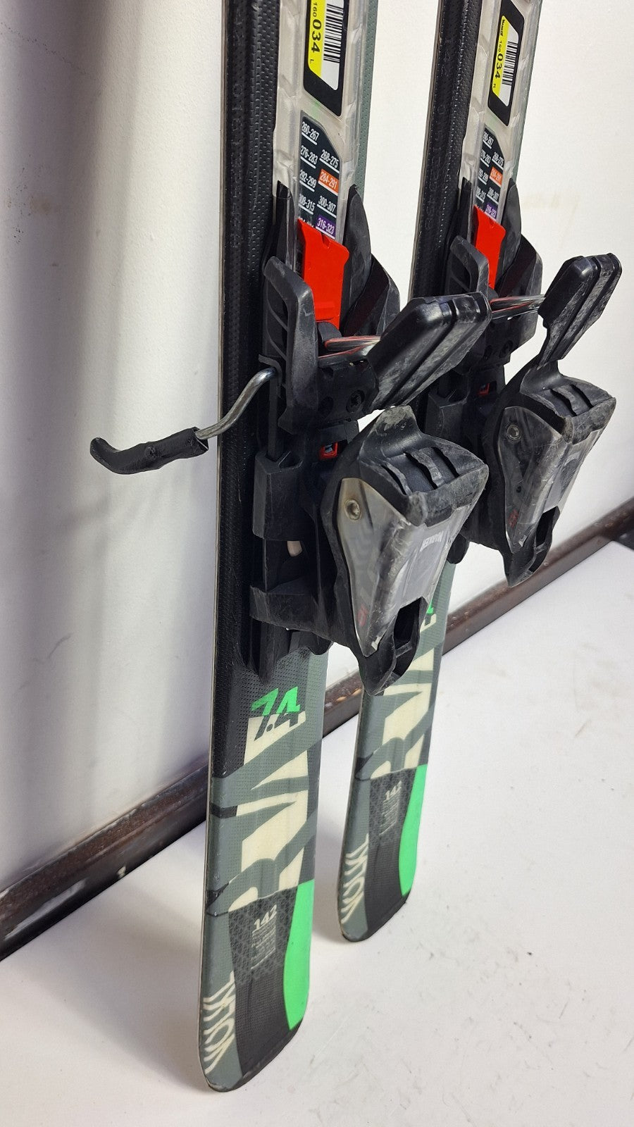 Volkl RTM 142 cm Ski + Marker 10 Bindings Fun Snow Winter Sport Piste