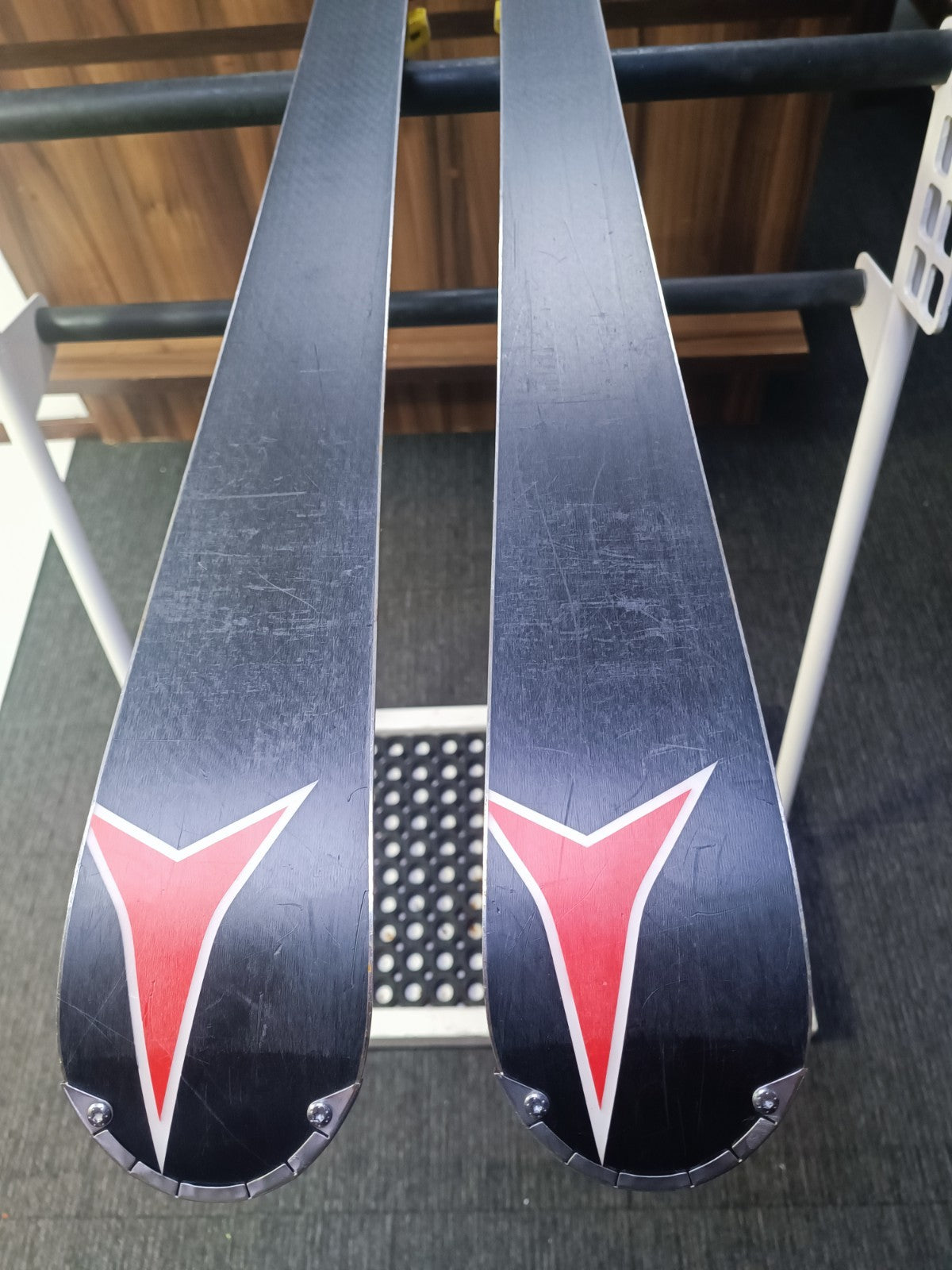 Sci Atomic Redster GS 179 cm + attacchi Atomic 12 Sport invernali Divertimento sulla neve