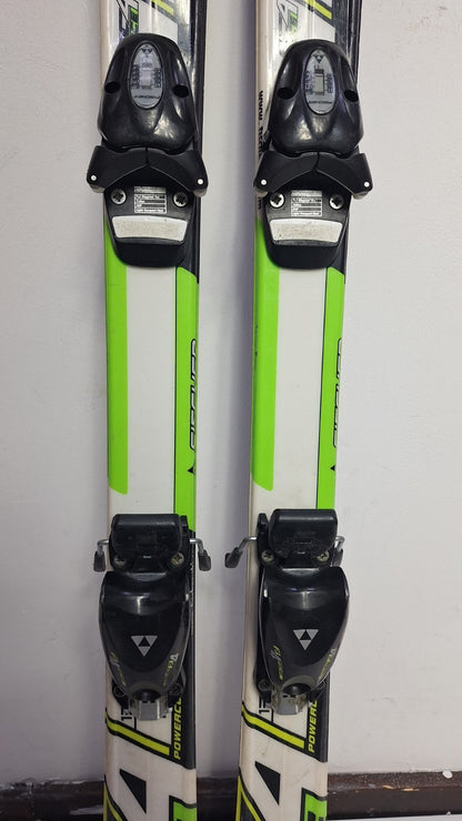 Fischer RC4 Race 130cm Ski + Fischer  4.5 Bindings Fun Snow Winter Sport