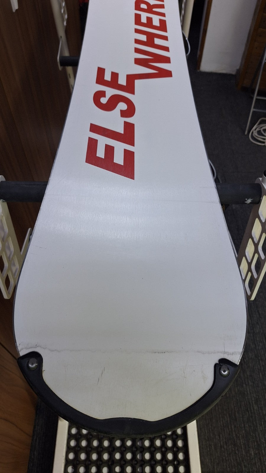 Elsewhere Jingu 163 cm Snowboard + HEAD Rental L  Bindings Winter Snow Fun