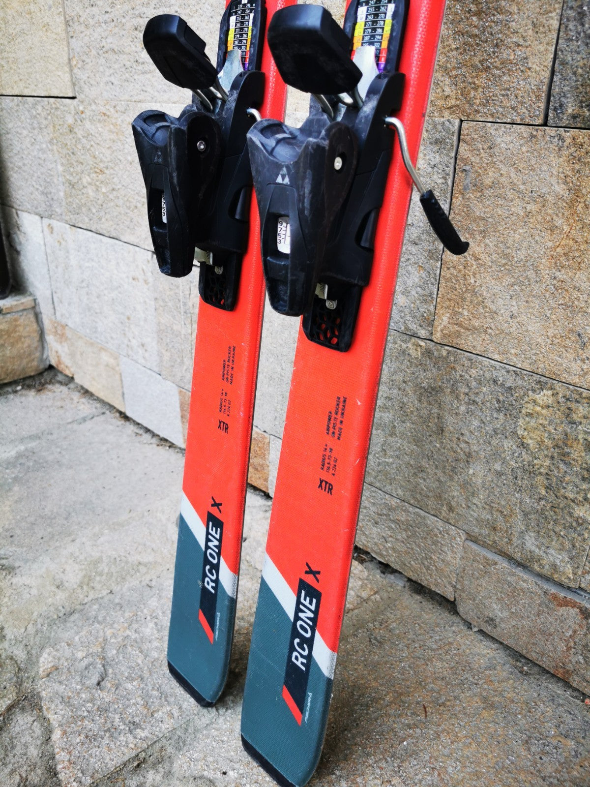 Fischer RC One X 150cm  Ski + Fischer RS 9 Bindings Adventure Winter Sport