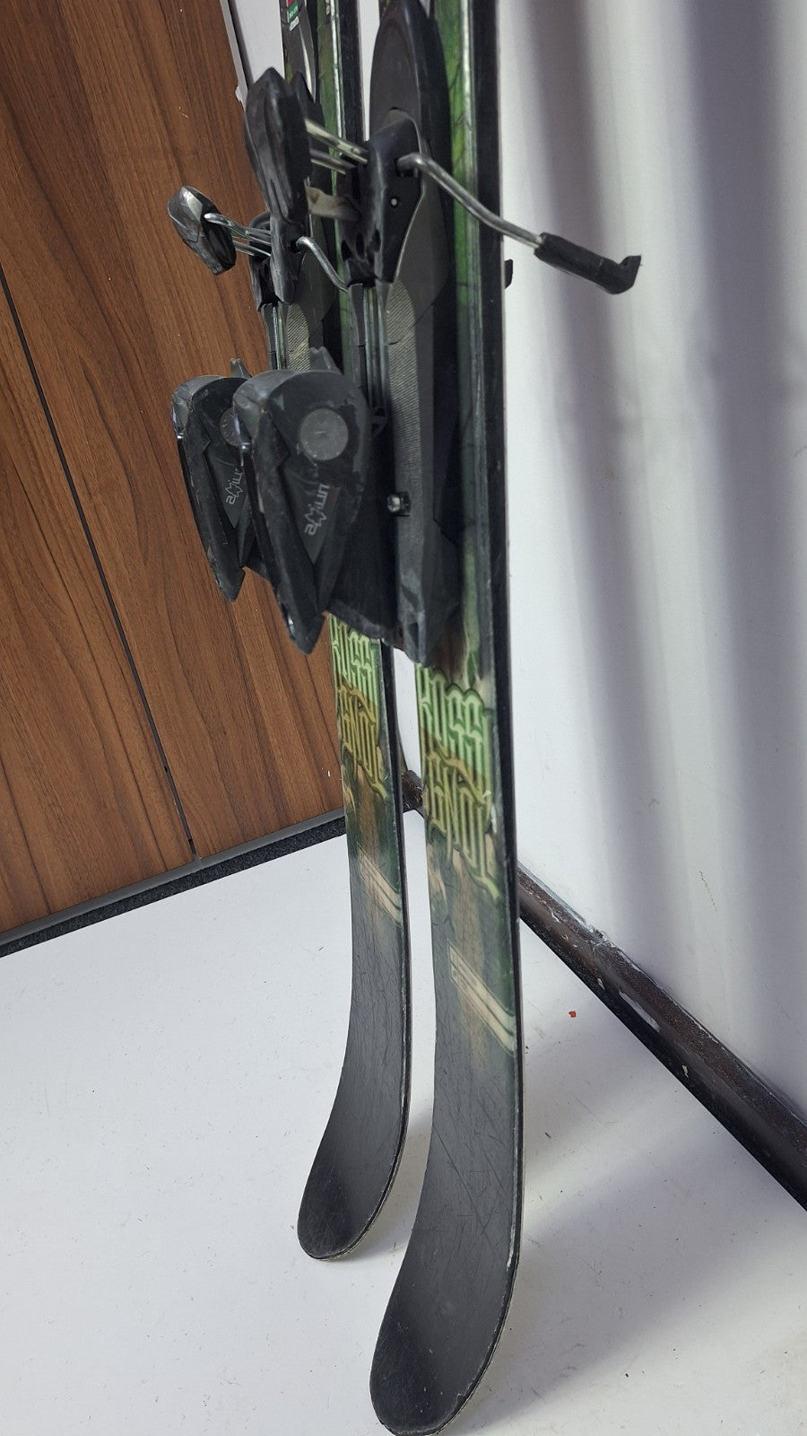 Rossignol S3 Skull 178cm Ski + Rossignol 12 Bindings Fun Snow Winter Sport Piste