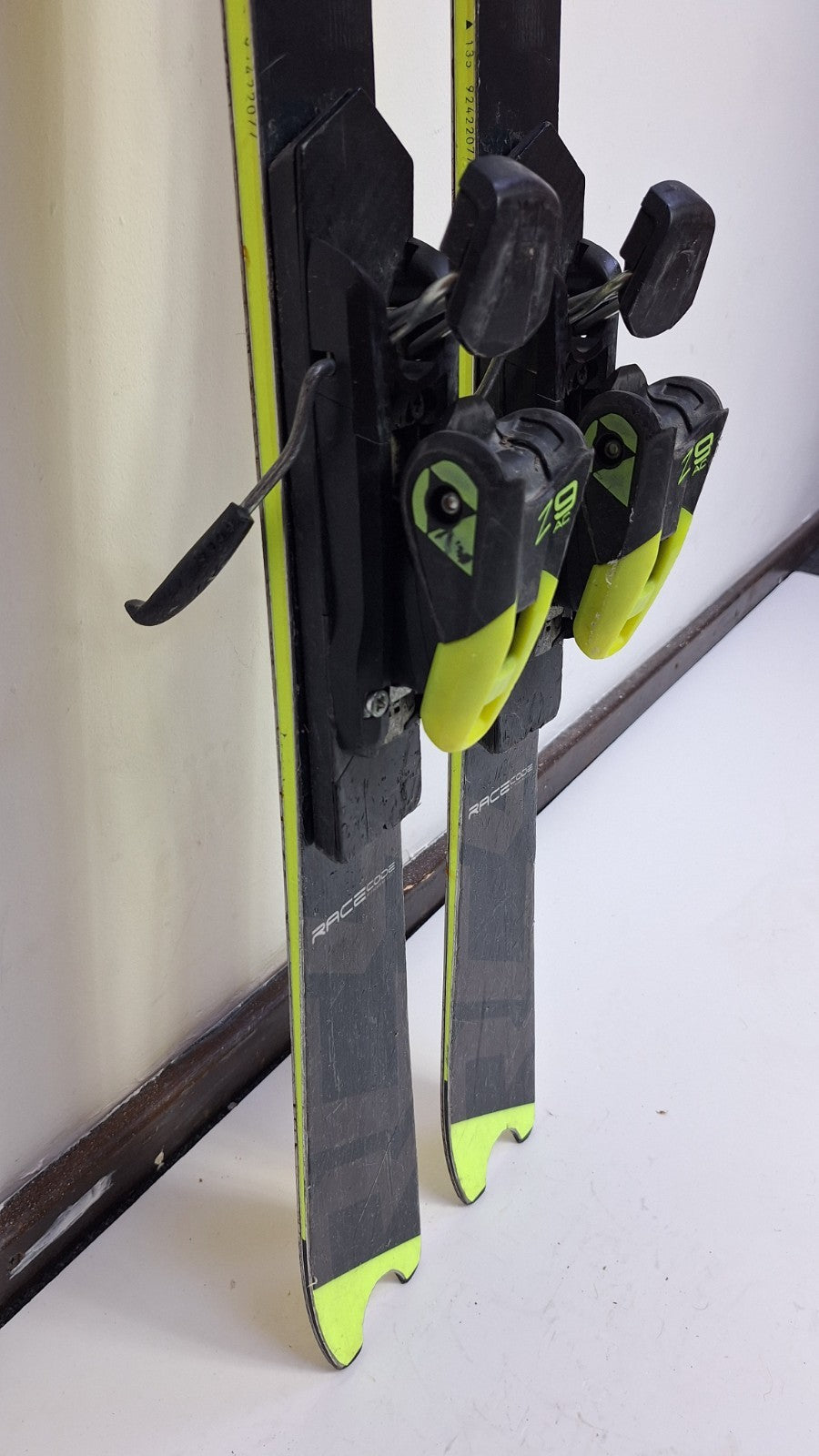 Ski Fischer RC4 SL FIS 135 cm + fixations Fischer Z9 Sports d'hiver Descente Plaisir