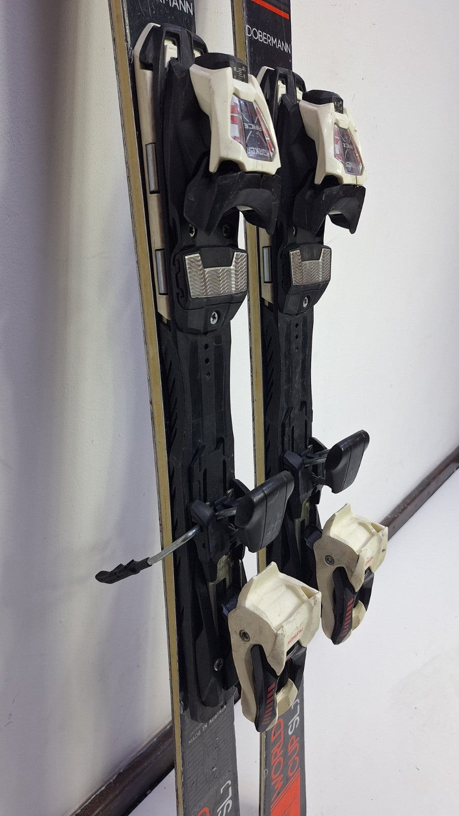 Nordica Dobermann WC SL J 136 cm Ski + Marker 10 Bindings Sport Winter Fun