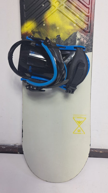 Snowboard Burton Progression 147 cm + fixations Burton S - aventure hivernale