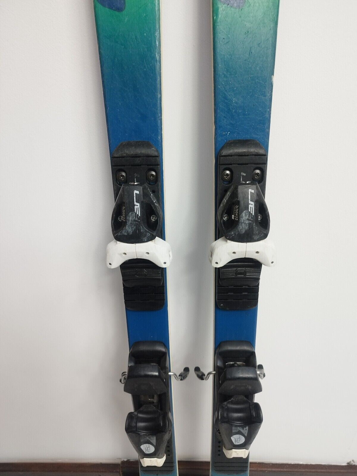 Sci Elan Race GSX 142 cm + attacchi Elan EL 7.5 Divertimento invernale Neve Avventura Sport