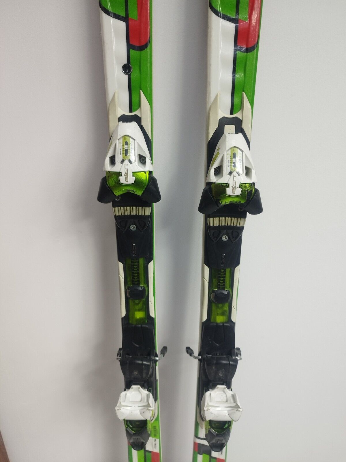 Ski Elan GSX 182 cm + fixations Elan EL 14 Hiver Loisirs Neige Aventure Sport