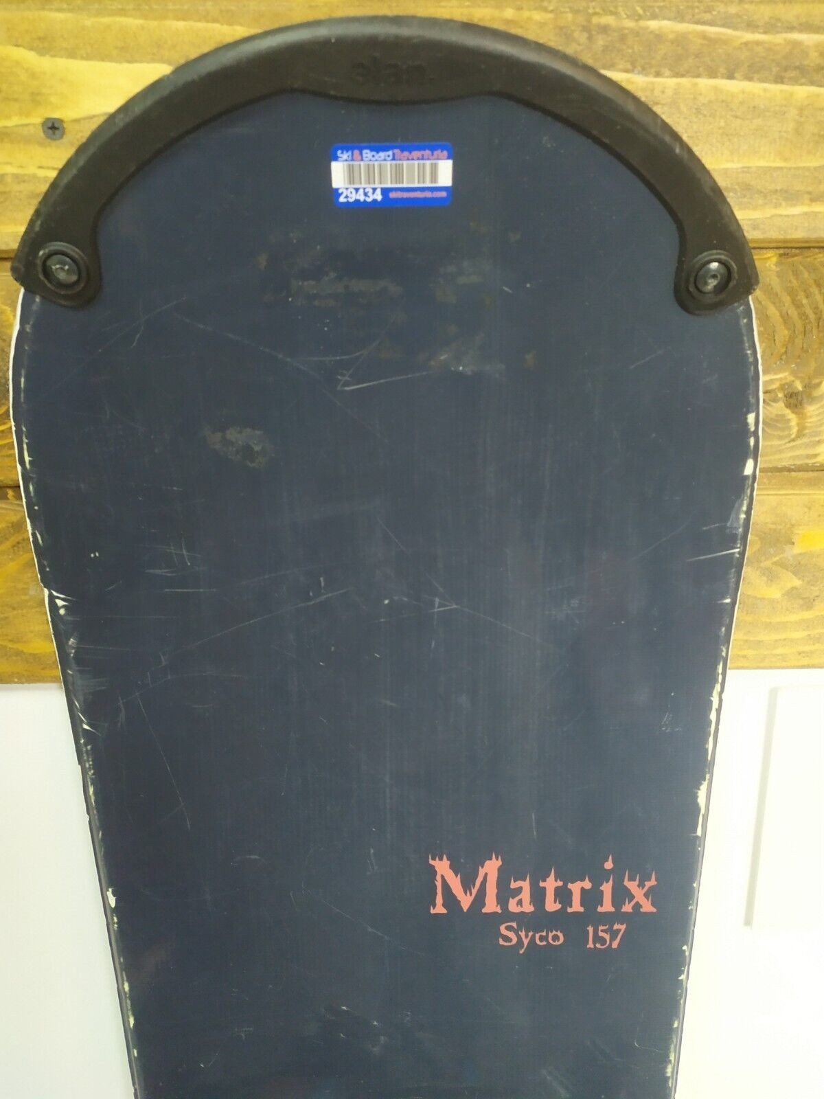 Matrix Syco 157 cm Snowboard + Elan Rental M-L Bindings Winter Snow Adventure
